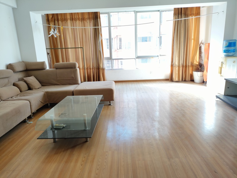 3室2廳1陽臺(tái) 玉帶閣其他