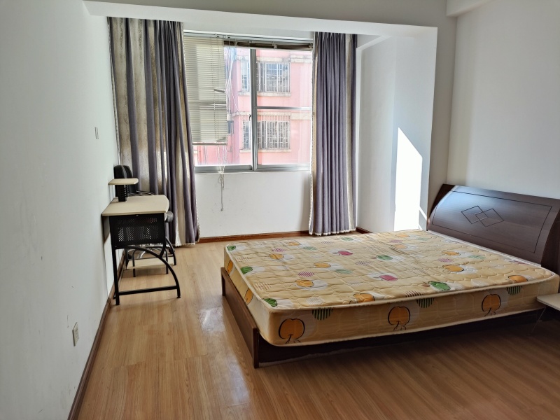 3室2廳1陽臺(tái) 玉帶閣其他