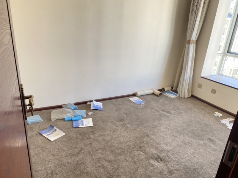 5室2廳2陽(yáng)臺(tái) 陽(yáng)光花園四期昕苑臥室