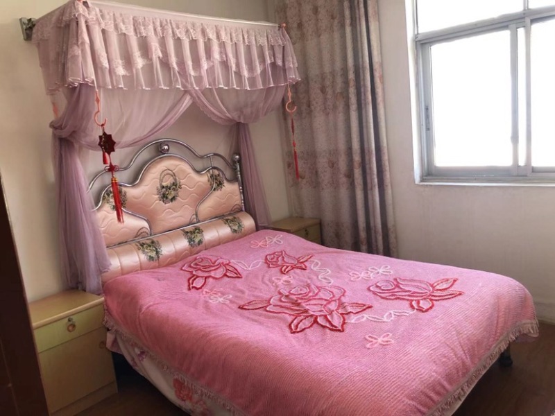 3室2廳1陽(yáng)臺(tái) 復(fù)興村88號(hào)餐廳