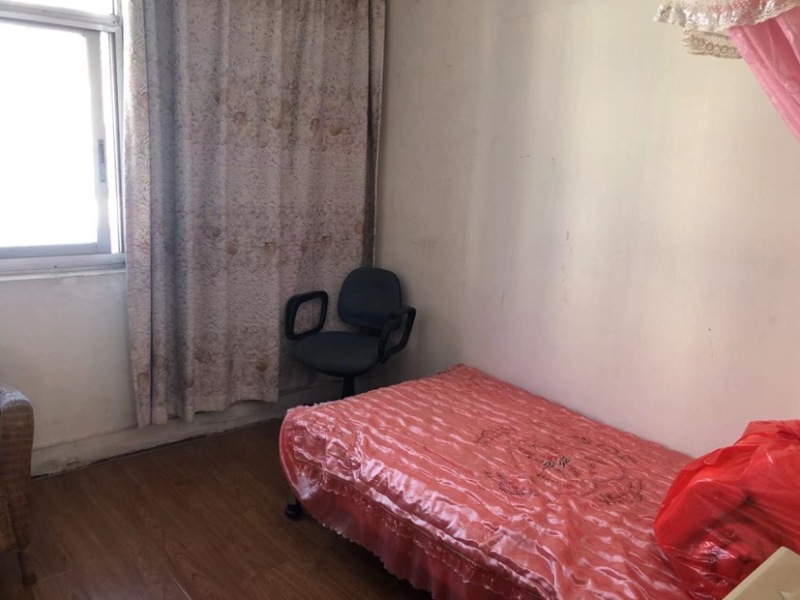 3室2廳1陽(yáng)臺(tái) 復(fù)興村88號(hào)餐廳