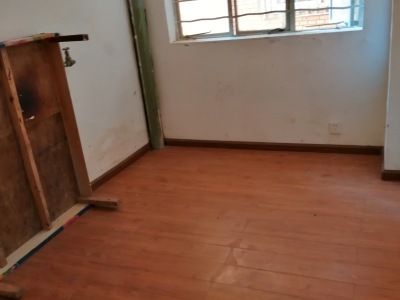 2室1廳1陽臺 席子營小區(qū)