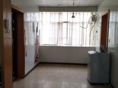 3室2廳1陽臺(tái) 煤機(jī)新村