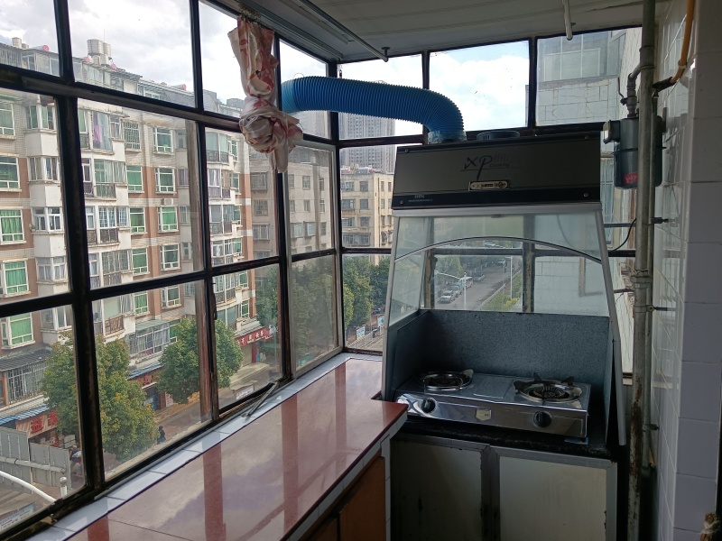 2室2廳1陽臺(tái) 新發(fā)小區(qū)廚房