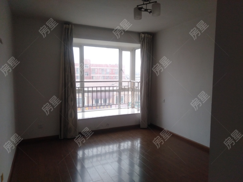 4室2廳1陽臺 世紀城華春苑其他