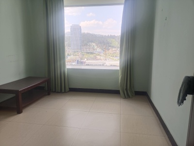 4室2廳 盤(pán)龍?jiān)坪?
     title=