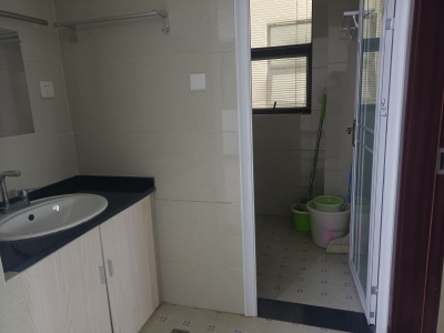 3室2廳1陽臺 萬彩城一期