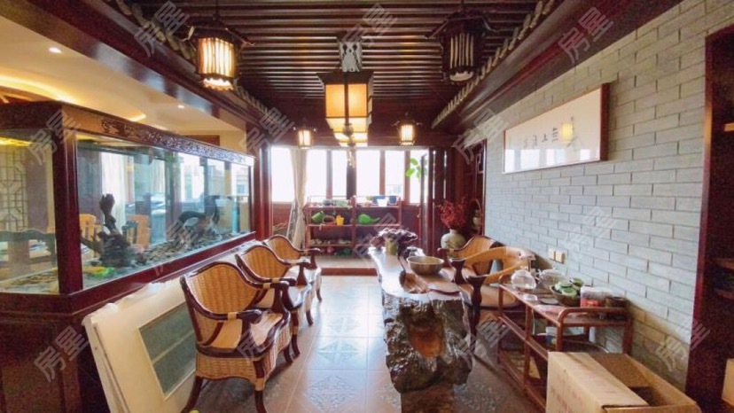 4室2廳2陽臺(tái) 紅星國際檀宮餐廳