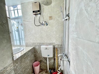 1室1廳1陽臺 席子營小區(qū)