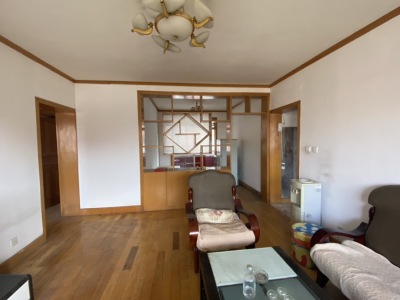 4室2廳2陽臺 財大秋園