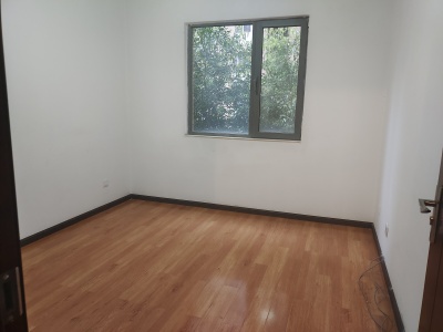 2室2廳2陽(yáng)臺(tái) 銀海領(lǐng)域