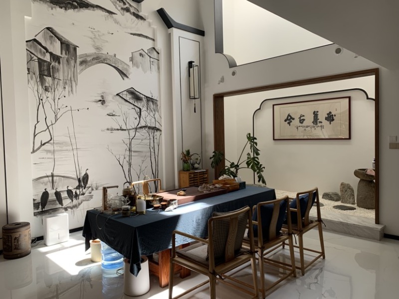 5室2廳3陽(yáng)臺(tái) 海東俊園一期別墅客廳