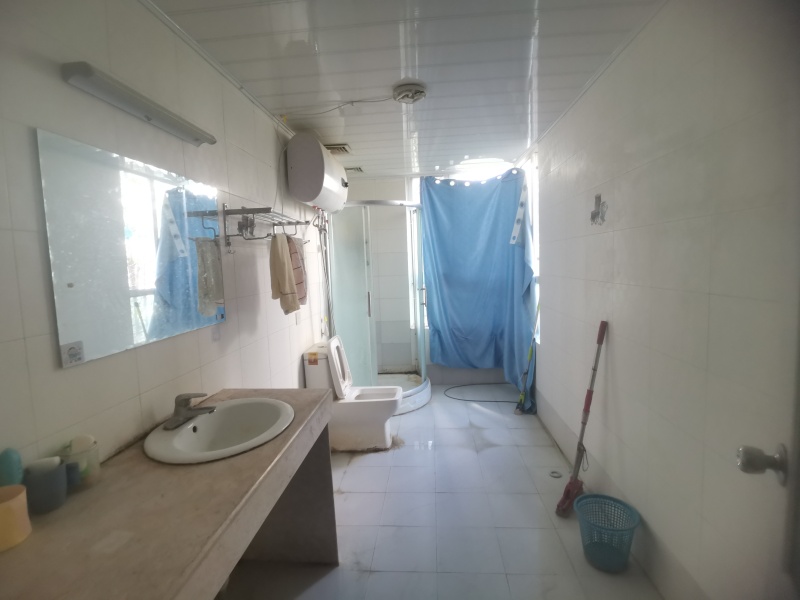 7室2廳2陽臺 世紀城玉春苑衛(wèi)生間