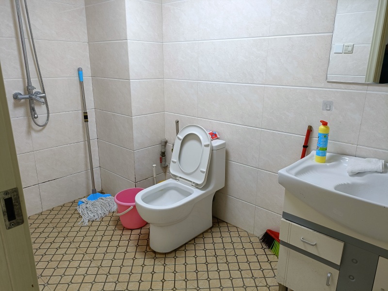 2室2廳1陽臺 銀海櫻花語幸福里客廳