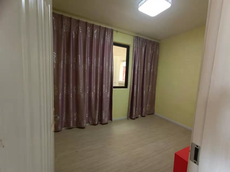 4室2廳1陽臺(tái) 昆明湖中壩14號(hào)地塊臻園B區(qū)書房