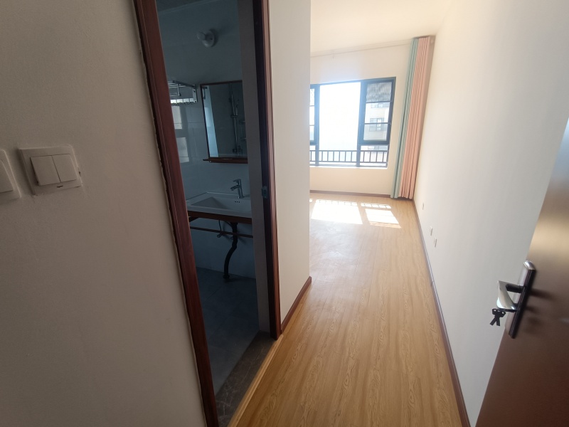 4室2廳 紅星天鉑臥室