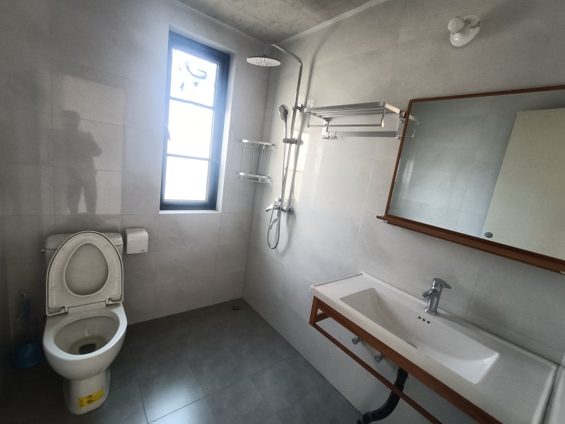 4室2廳 紅星天鉑衛(wèi)生間