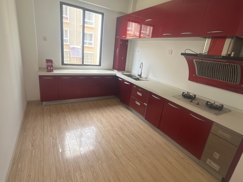 5室3廳3陽臺 采蓮郡廚房