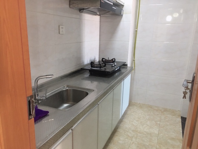 3室2廳2陽(yáng)臺(tái) 藍(lán)光天嬌城一期廚房