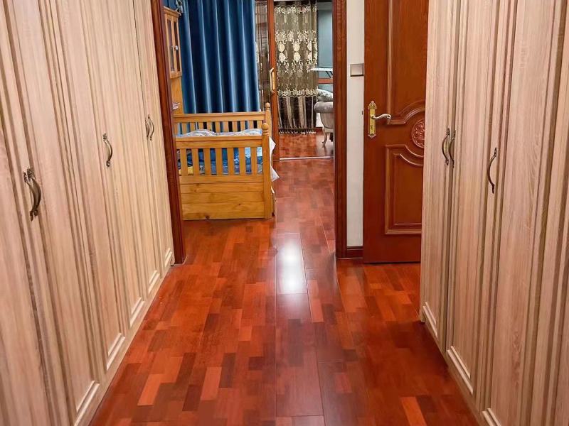 5室2廳3陽臺 招商海公館別墅臥室