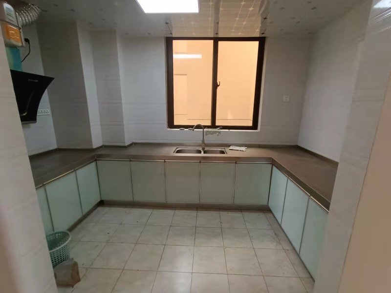 4室2廳1陽臺(tái) 昆明湖中壩14號(hào)地塊臻園B區(qū)廚房