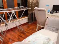 5室2廳3陽臺 招商海公館別墅臥室