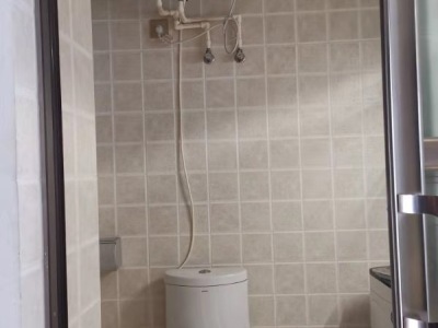 4室2廳1陽(yáng)臺(tái) 拓東郡