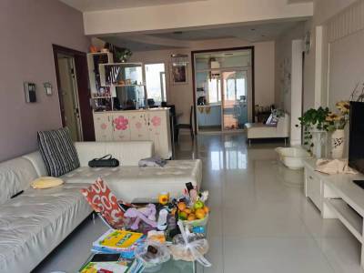 5室3廳2陽(yáng)臺(tái) 四季陽(yáng)光