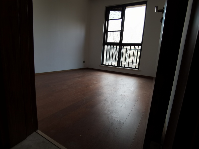 4室2廳3陽臺 海東俊園一期臥室