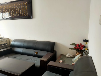 4室2廳2陽臺 泓瑞花園