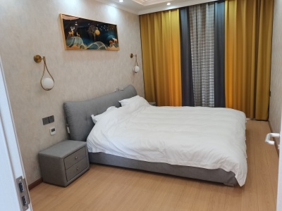 4室2廳2陽臺(tái) 都鐸城邦6號院