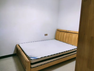 2室2廳1陽臺(tái) 春明景和