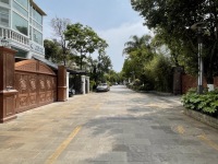 6室2廳4陽(yáng)臺(tái) 海韻楓丹別墅客廳