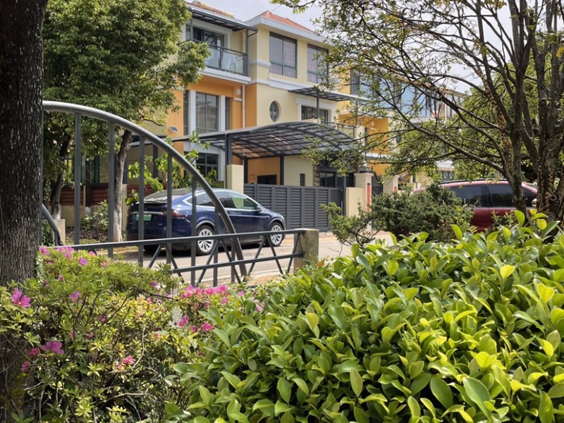 5室4廳5陽臺 海韻楓丹別墅客廳