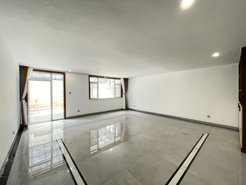 5室5廳5陽臺 滇池ONE 6號地塊別墅其他