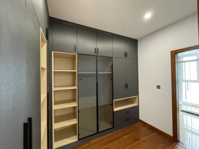 5室5廳5陽臺 滇池ONE 6號地塊別墅臥室