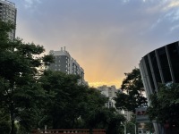 5室3廳3陽臺 華龍人家客廳