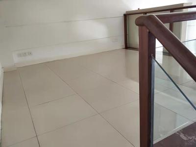 4室2廳1陽臺 千禧龍庭