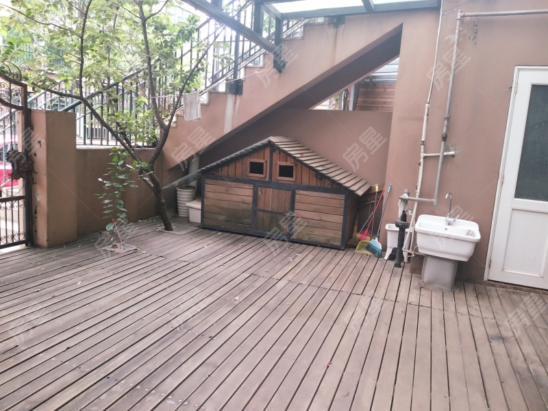 6室3廳3陽臺(tái) 美樹橙客廳