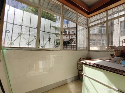3室2廳1陽臺 西山公安分局住宅