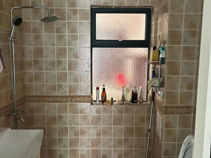 6室3廳3陽臺(tái) 美樹橙衛(wèi)生間