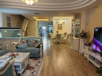 6室3廳3陽臺(tái) 美樹橙客廳