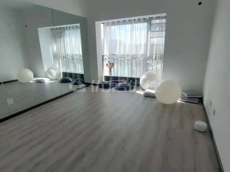 3室2廳1陽臺(tái) 南亞風(fēng)情第壹城星河苑客廳