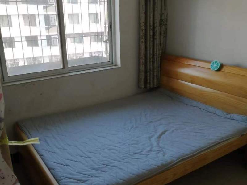 2室1廳1陽臺 交林小區(qū)臥室