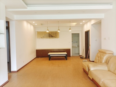 4室2廳1陽(yáng)臺(tái) 幸福家園(環(huán)城南路)