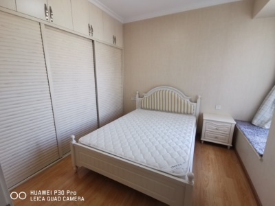 3室2廳2陽(yáng)臺(tái) 紅星國(guó)際紫郡