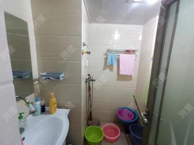 4室2廳2陽臺 格拉斯香水小鎮(zhèn)