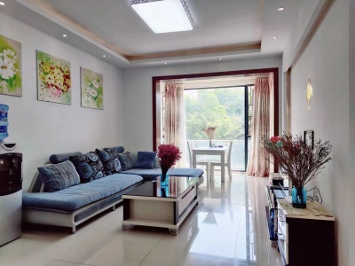 3室2廳1陽臺(tái) 滇池衛(wèi)城錦尚