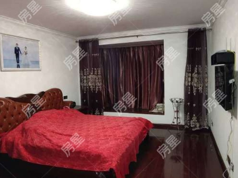 5室2廳2陽臺(tái) 世紀(jì)城華春苑其他