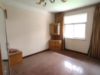 3室2廳1陽臺 巴士家園臥室